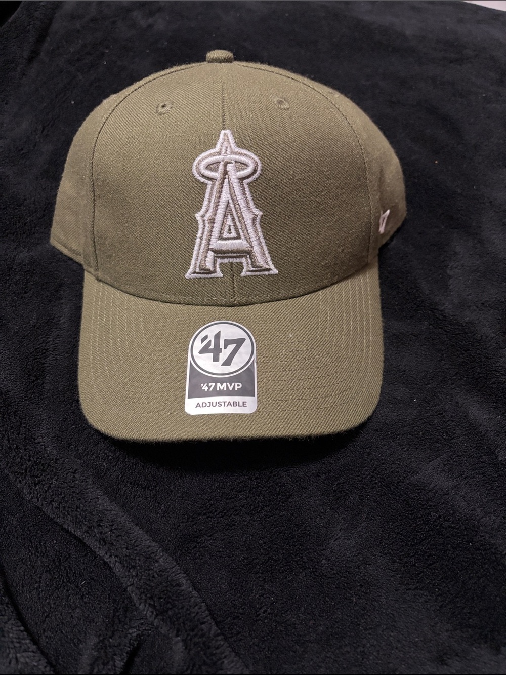 ANGELES olive Green base ball hat